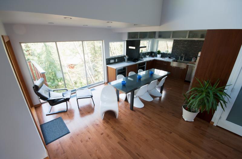 Beyond the Roofline: How to Expand Your San Diego Home with a New Room That Adds Function and Value